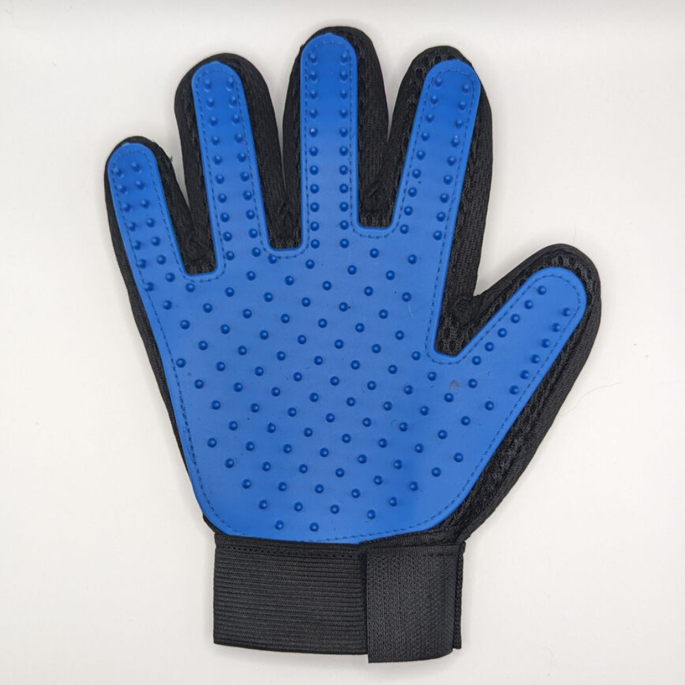 Pet grooming deshedding gloves for cats and dogs